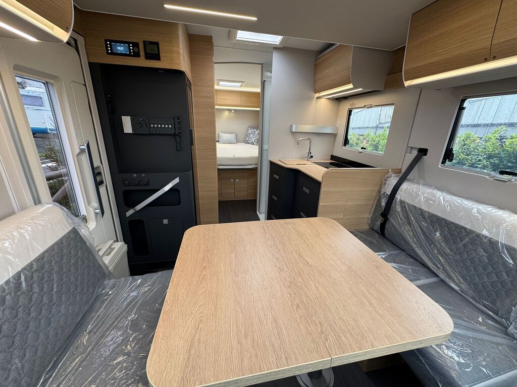 Adria Matrix 650 DC 60 Aniversario (12)