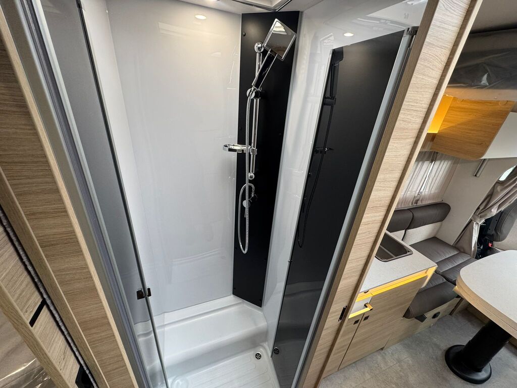 Challenger 317 Ultimate Edition Nomadas Life (10)