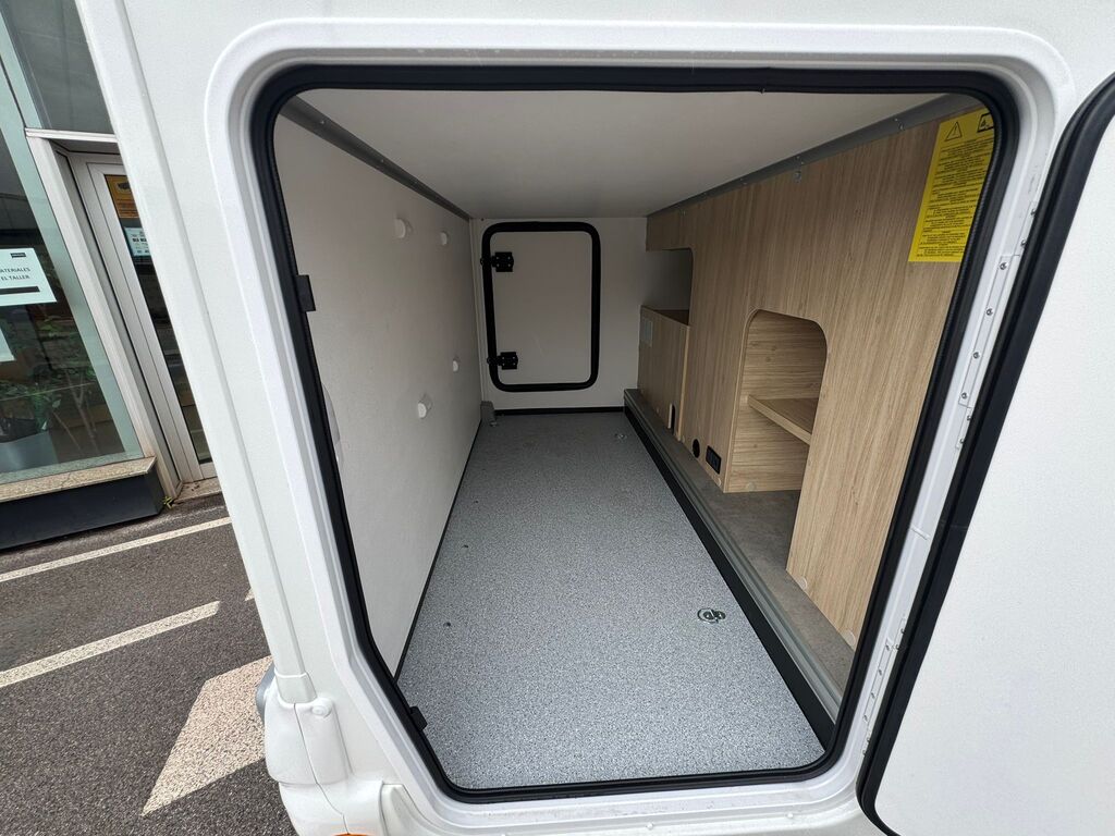 Challenger 317 Ultimate Edition Nomadas Life (16)