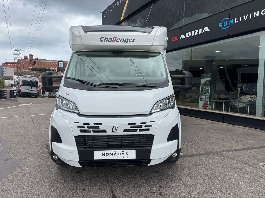 Challenger 317 Ultimate Edition Nomadas Life (2)