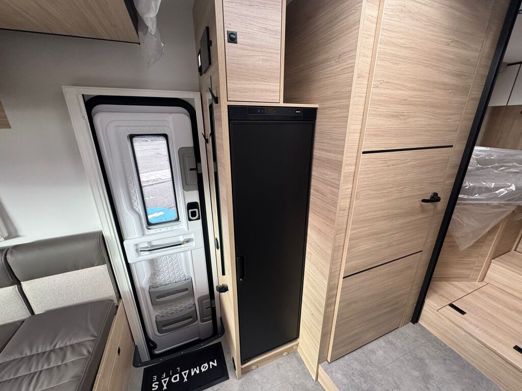 Challenger 317 Ultimate Edition Nomadas Life (9)